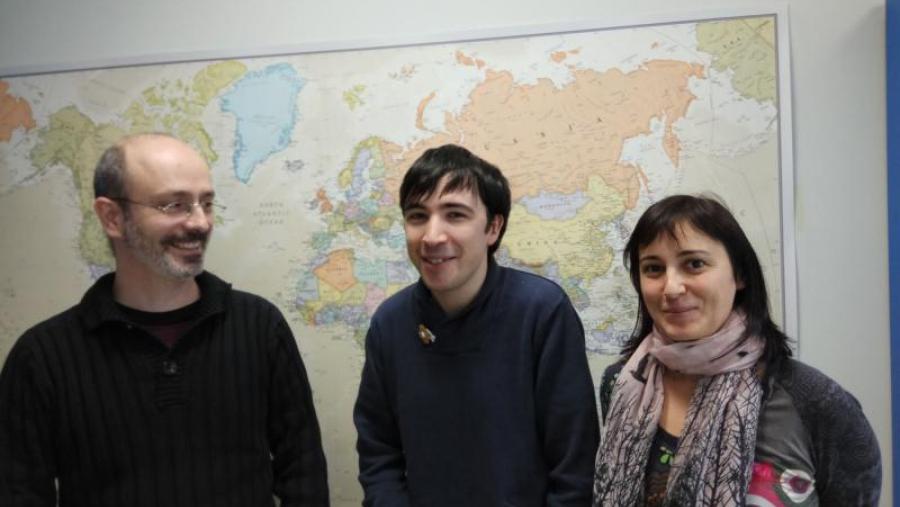 De esquerda a dereita, Andrés Baselga, Adrián Castro Insua e Carola Gómez Rodríguez