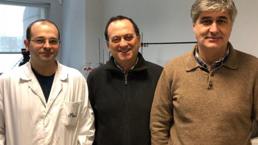 De dereita a esquerda, Xosé Luis Otero, Augusto Pérez Alberti e Saúl de la Peña