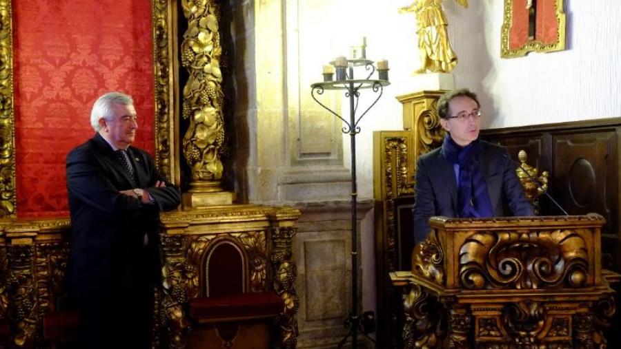 O profesor Ramón Bouzas Lorenzo tomou posesión como decano de Ciencias Políticas e Sociais