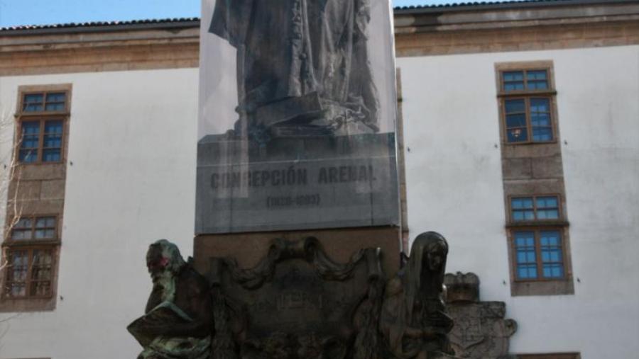Concepción Arenal preside este mes a Praza de Mazarelos