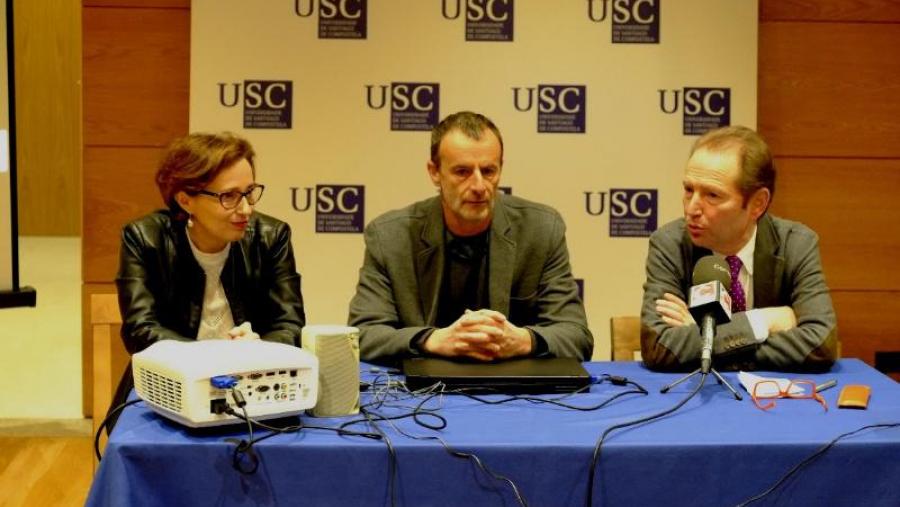 De esquerda a dereita, Ana Otero Casal, Manuel Núñez Singala e Roberto Blanco Valdés. Foto: Servimav-USC