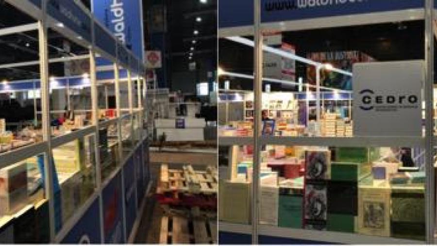 Detalle da caseta da UNE na Feira do Libro de Buenos Aires 2018