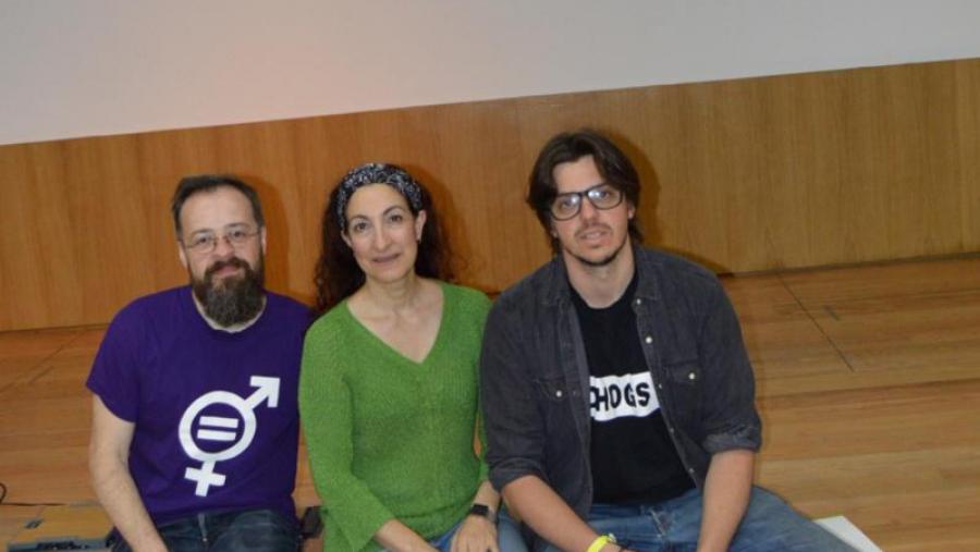 Bruno Máez, Elena Seijo e Andrés Goteira, antes do visionado das curtas presentadas a concurso