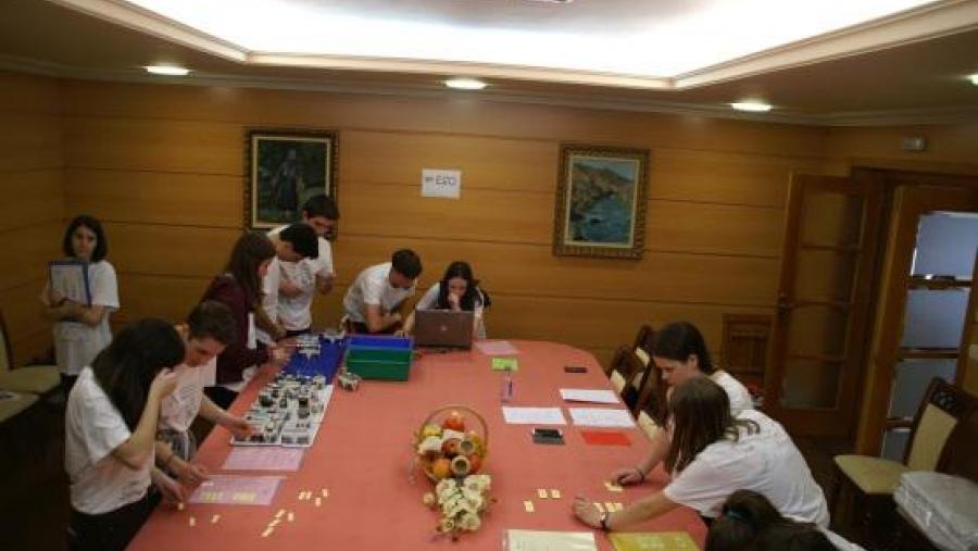 Participantes nunha edición anterior da olimpíada de tecnoloxía promovida pola asociación educativa Tecnogalia
