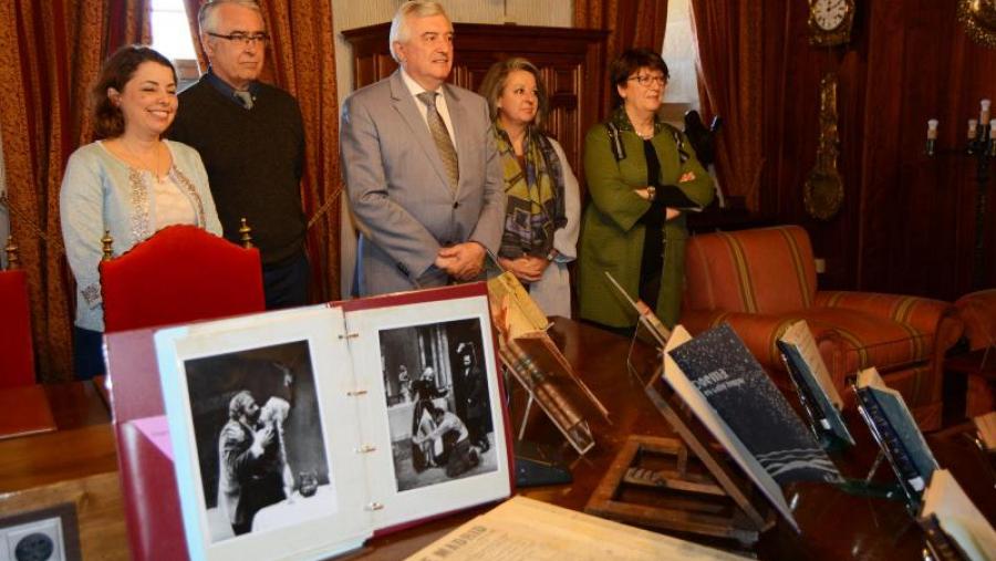 De esquerda a dereita, Mª Isabel Casal, Javier del Valle-Inclán, Juan Viaño, Isabel Rodríguez-Moldes e Margarita Santos. Foto: Rosalía Quiroga