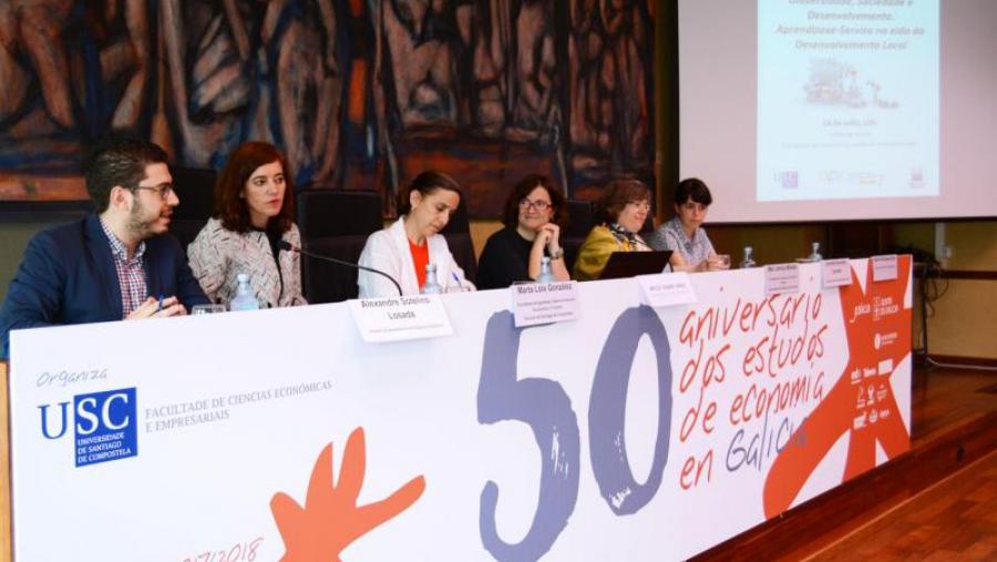 Estudantes da Economía da USC propoñen melloras en seis barrios e parroquias de Compostela