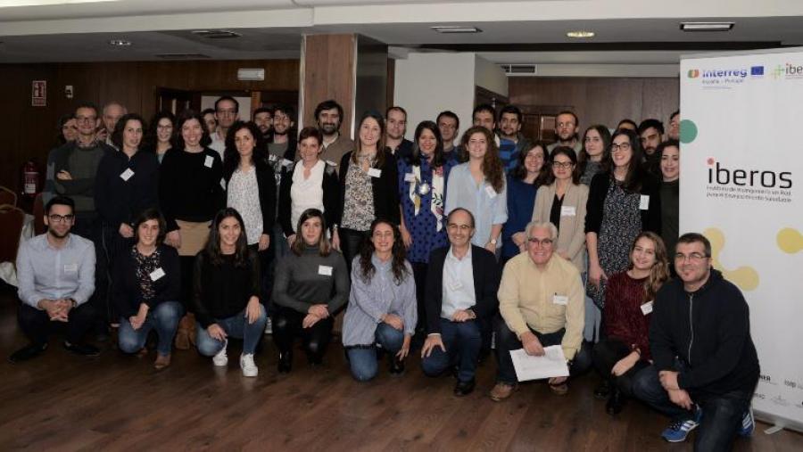 Investigadores da Rede Iberos que participaron na xornada científica celebrada en Vigo