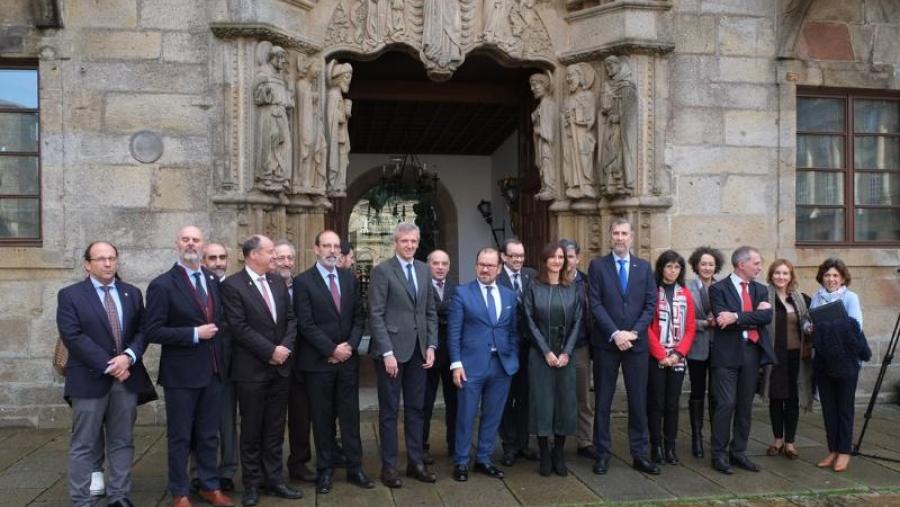 Foto de grupo das persoas participantes na reunión conxunta CRUSOE-RESOE. Foto: Servimav USC