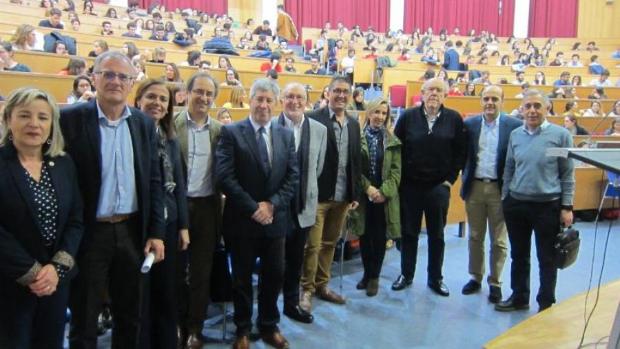 De esquerda a dereita, Ángela Torres, Carlos Vázquez Barro, Rosario López Rico, Jesús García Mata, José Martín Carreira, José Ramón Fernandez Lorenzo, Ramón López de los Reyes, Fernanda López...