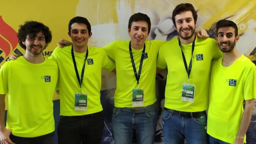 De esquerda a dereita: Miguel Picos, Julio Suárez, Adrián Gómez, David Gómez e Lucas Abal