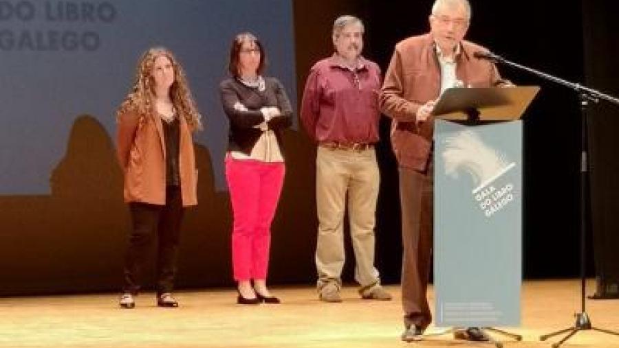 Antón Costa, nun momento da recepción do recoñecemento