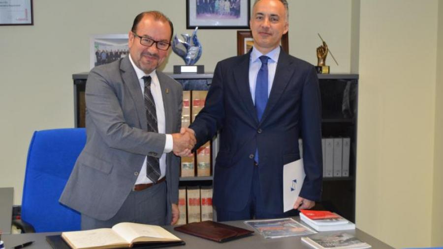 Antonio López e Luis García Santalla, na sede da Fundación CEL