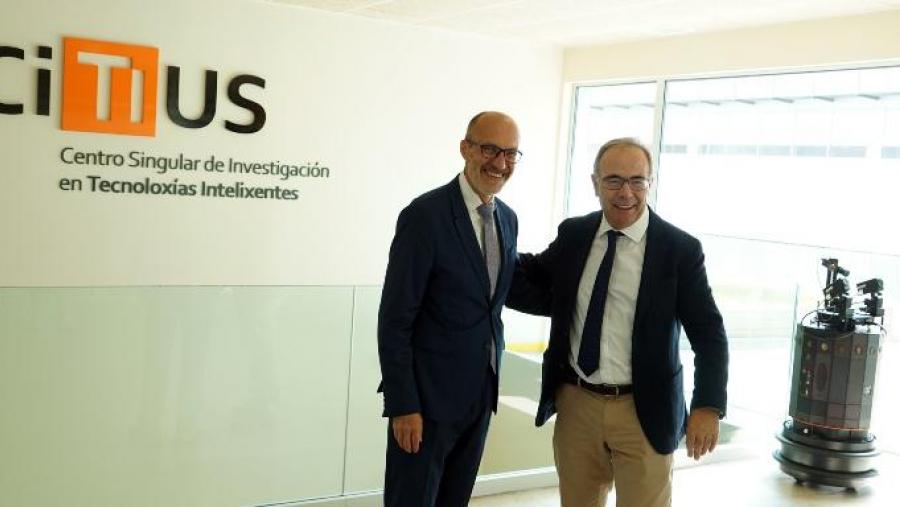 Senén Barro e Xosé Sánchez Bugallo, nun instante da visita ao CiTIUS. Foto: AR