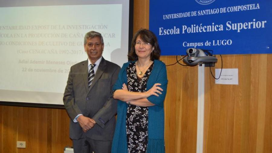 Adlai Ademir Meneses Ojeda e María do Mar Pérez Fra , na Escola Politécnica Superior de Enxeñaría de Lugo