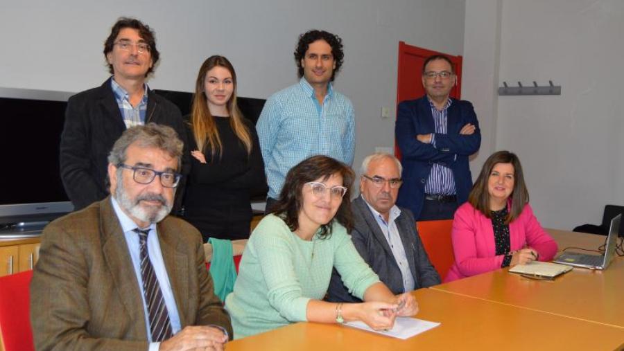 Participantes na reunión da comisión de seguimento da Cátedra do Pan e Cereal Da Cunha, no edificio Cactus do campus de Lugo